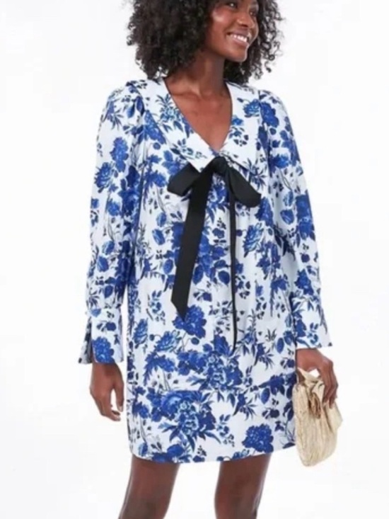 Tuckernuck Dresses & Skirts - Tuckernuck Sapphire Bloom Bella Floral Bow Dress Medium NWT